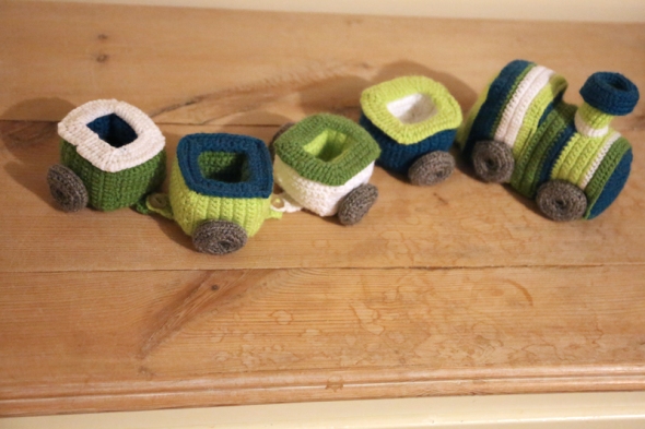 crochet train
